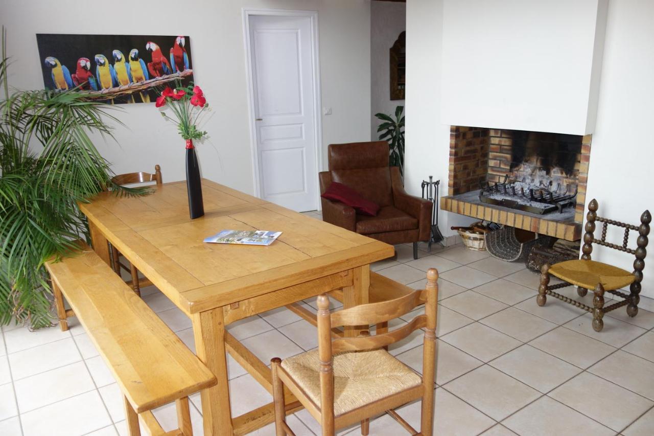 Maison Sur La Colline Cheminee Wifi Proche Thermes Aubin  Eksteriør bilde